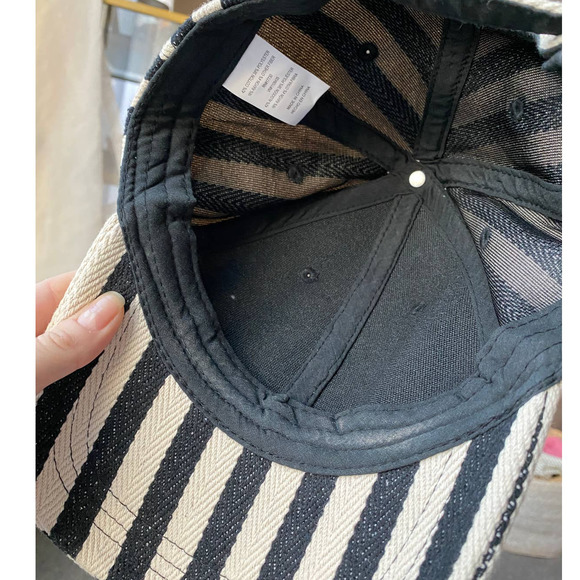 Tan/Black striped burlap hat, adjustable OSFM - Picture 4 of 9